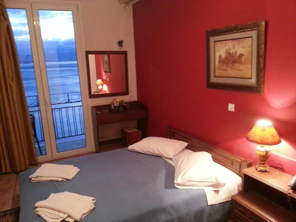 Aegli Hotel Loutraki  Phòng bức ảnh